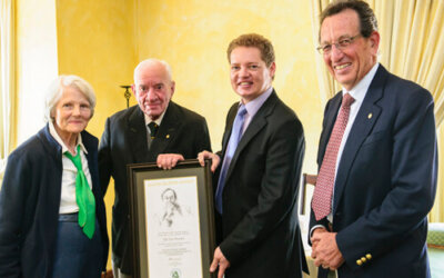Dr Ian Player receives the Anton Rupert Award