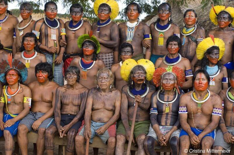 Group shot of chiefs who participated in Kayapo Leadership Summit (Kayapó, Pará, Brazil, March 2006)